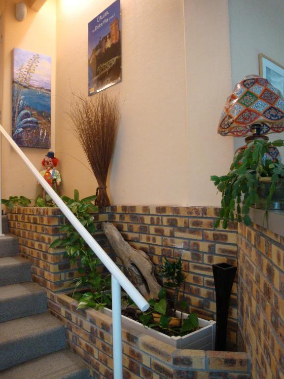 Hotel Du Commerce Tronget Екстериор снимка