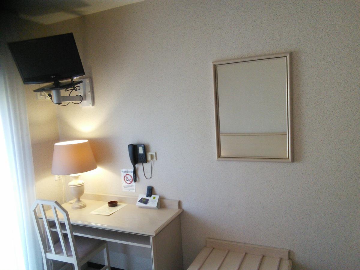 Hotel Du Commerce Tronget Екстериор снимка